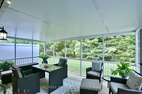 50 Clover Crescent Wasaga Beach ON L9Z 0G4