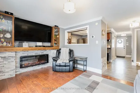 28 Raymond Crescent Barrie ON L4N 0V4