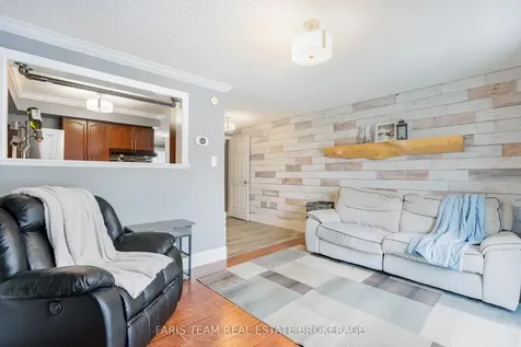 28 Raymond Crescent Barrie ON L4N 0V4