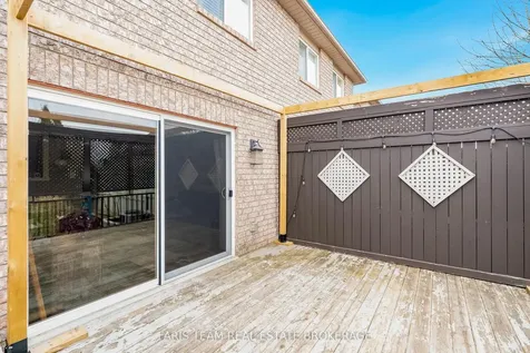 28 Raymond Crescent Barrie ON L4N 0V4