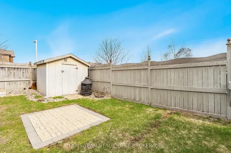 28 Raymond Crescent Barrie ON L4N 0V4