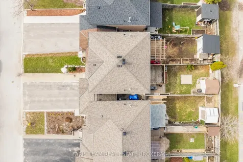 28 Raymond Crescent Barrie ON L4N 0V4