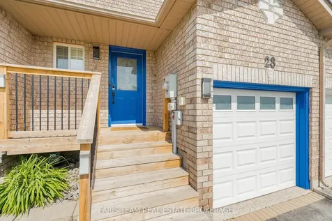 28 Raymond Crescent Barrie ON L4N 0V4