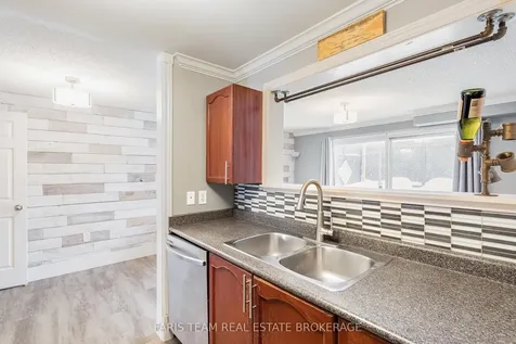 28 Raymond Crescent Barrie ON L4N 0V4