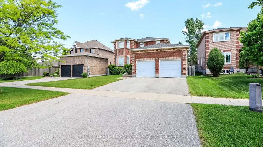 176 Hurst Drive Barrie ON L4N 8P6