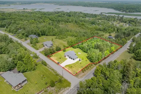 1607 Georgian Heights Boulevard Severn ON L0K 2C0