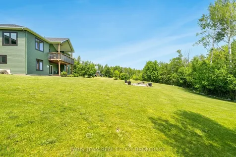 1607 Georgian Heights Boulevard Severn ON L0K 2C0