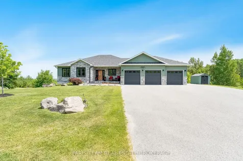 1607 Georgian Heights Boulevard Severn ON L0K 2C0