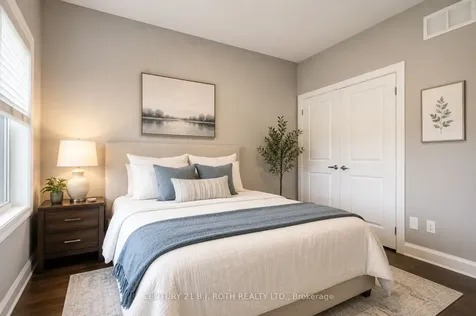 37 Wendat Trail Springwater ON L4M 6T6
