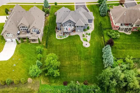 37 Wendat Trail Springwater ON L4M 6T6