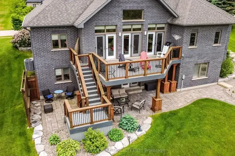 37 Wendat Trail Springwater ON L4M 6T6