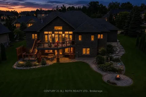 37 Wendat Trail Springwater ON L4M 6T6
