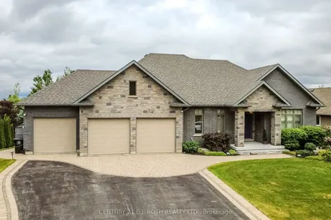 37 Wendat Trail Springwater ON L4M 6T6