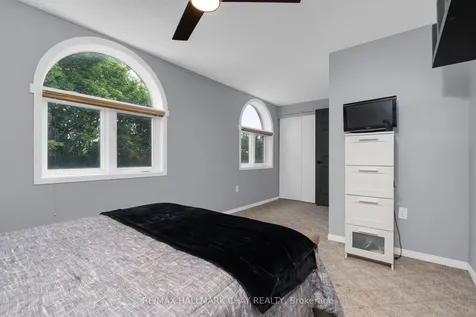 16 Columbia Road Barrie ON L4N 8C7