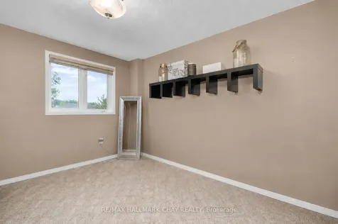 16 Columbia Road Barrie ON L4N 8C7