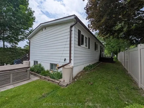 180 Westmount Drive S Orillia ON L3V 7A5