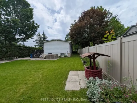 180 Westmount Drive S Orillia ON L3V 7A5