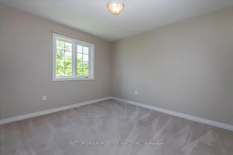 11 Thrushwood Drive Barrie ON L4N 0Z1