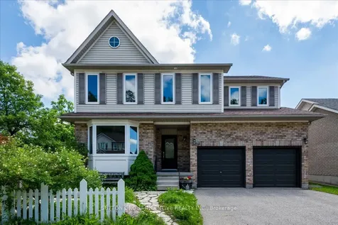 11 Thrushwood Drive Barrie ON L4N 0Z1