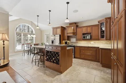 6 Lloyd Cook Drive E Springwater ON L4M 4S4