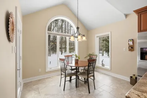 6 Lloyd Cook Drive E Springwater ON L4M 4S4