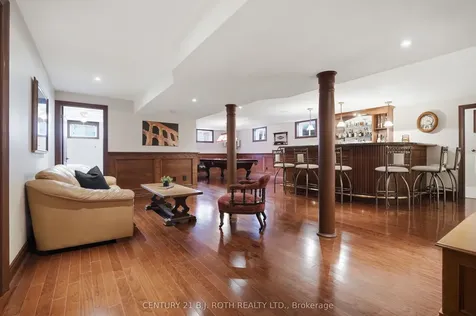 6 Lloyd Cook Drive E Springwater ON L4M 4S4