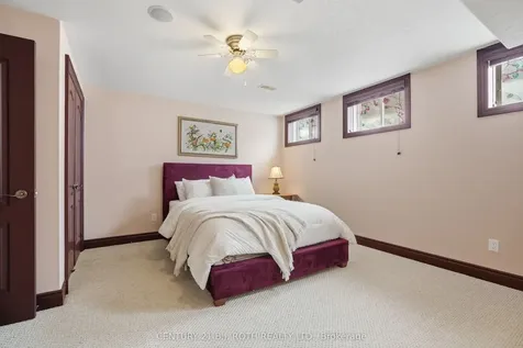 6 Lloyd Cook Drive E Springwater ON L4M 4S4