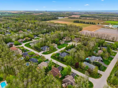 6 Lloyd Cook Drive E Springwater ON L4M 4S4