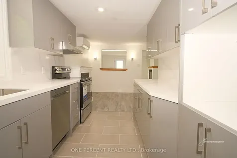 39 Broadview Collingwood ON L9Y 0X2