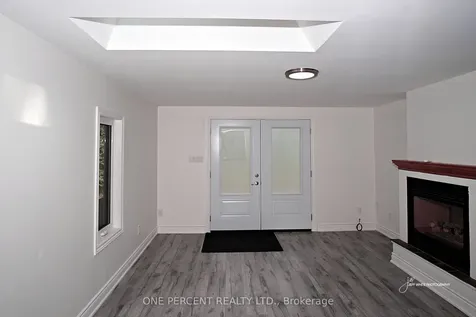 39 Broadview Collingwood ON L9Y 0X2