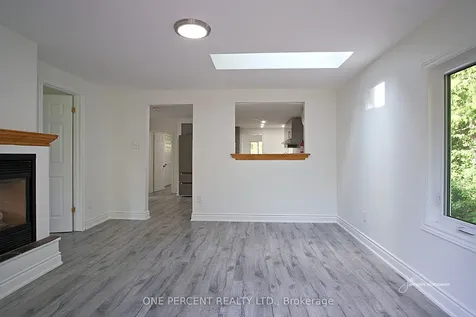 39 Broadview Collingwood ON L9Y 0X2