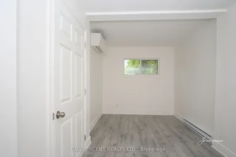 39 Broadview Collingwood ON L9Y 0X2