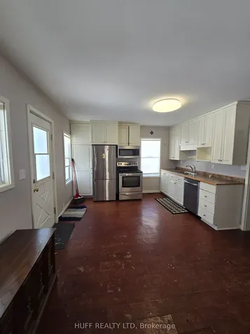 16 Seventh Avenue Englehart ON P0J 1H0