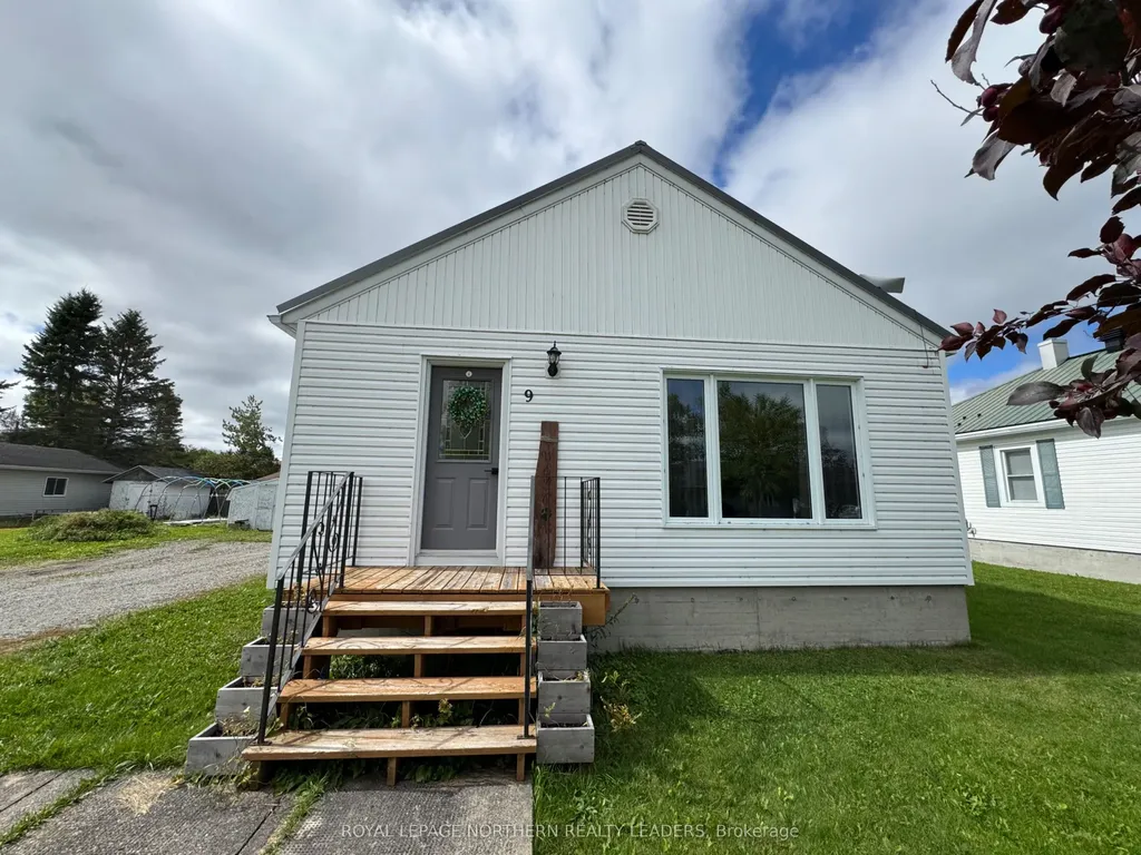 7&9 Quinn Crescent Black River-matheson ON P0K 1N0