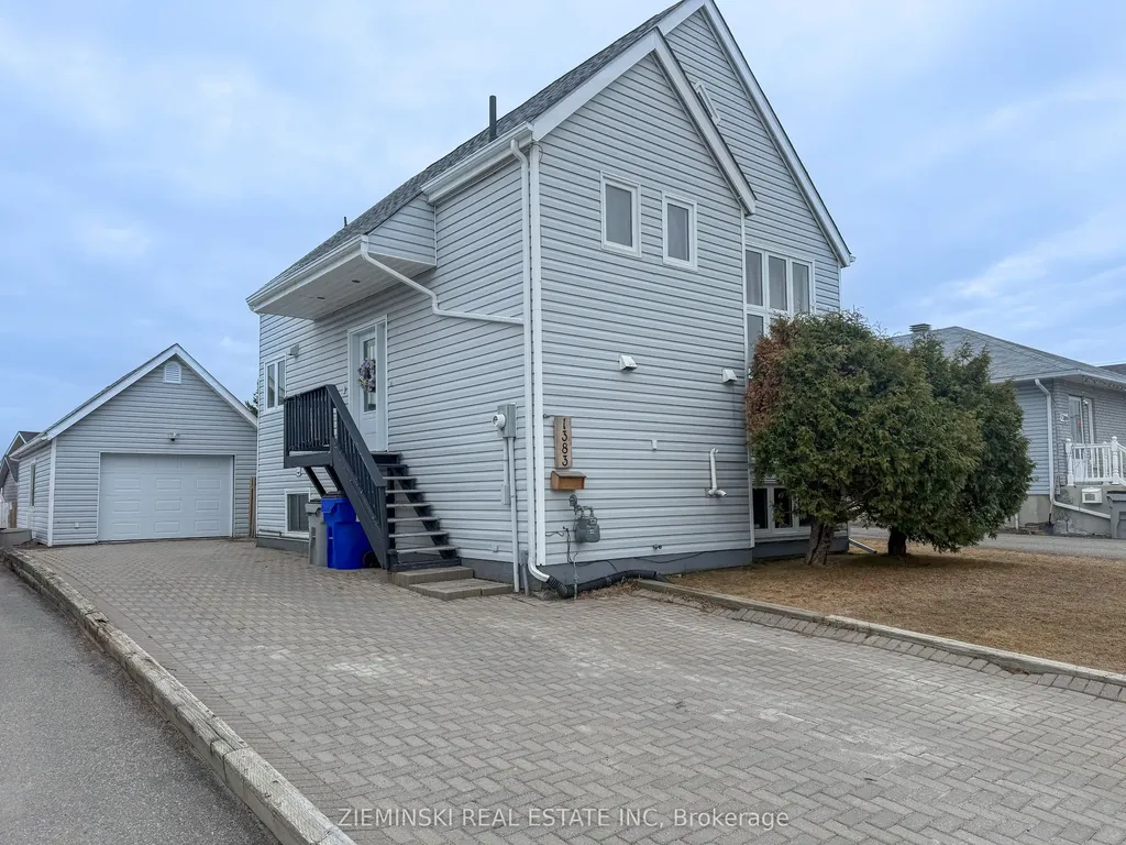 1383 Park Avenue Timmins ON P4R 1M1
