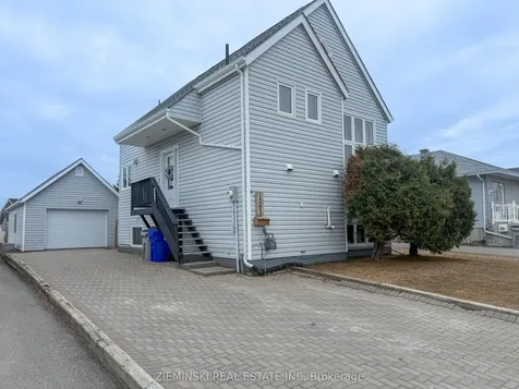 1383 Park Avenue Timmins ON P4R 1M1