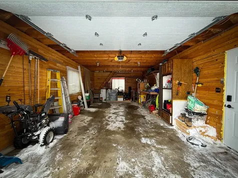1383 Park Avenue Timmins ON P4R 1M1