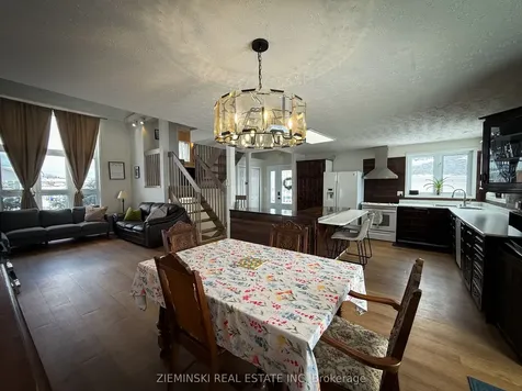1383 Park Avenue Timmins ON P4R 1M1