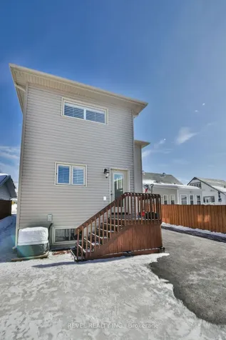 521 Pine Street N Timmins ON P4N 6L9