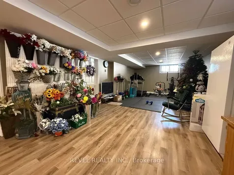 521 Pine Street N Timmins ON P4N 6L9
