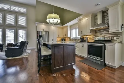 521 Pine Street N Timmins ON P4N 6L9
