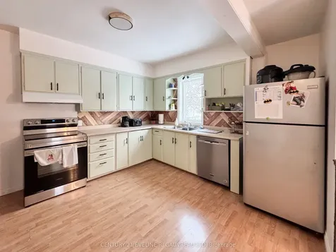 39 Sixth Avenue Englehart ON P0J 1H0