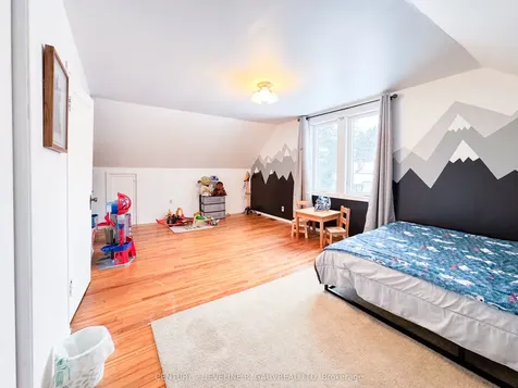 39 Sixth Avenue Englehart ON P0J 1H0