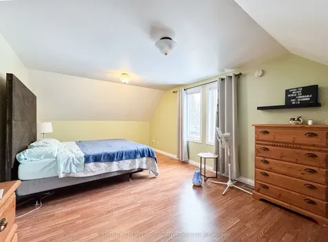 39 Sixth Avenue Englehart ON P0J 1H0