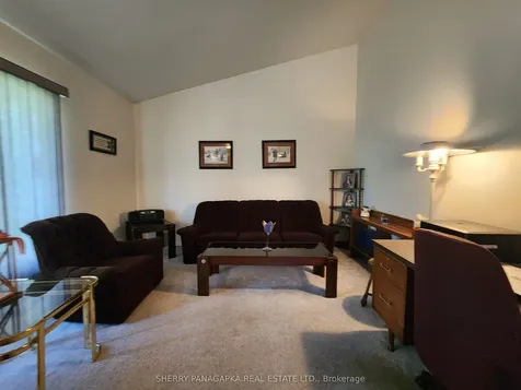 8 Mcphee Avenue Kirkland Lake ON P2N 1M2