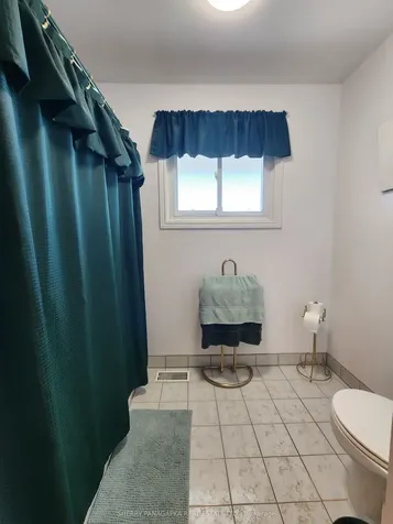 8 Mcphee Avenue Kirkland Lake ON P2N 1M2