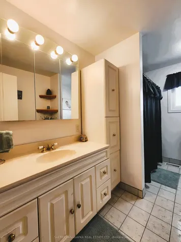 8 Mcphee Avenue Kirkland Lake ON P2N 1M2
