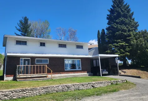 8 Mcphee Avenue Kirkland Lake ON P2N 1M2