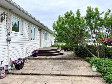 20 Bay Street Englehart ON P0J 1B0