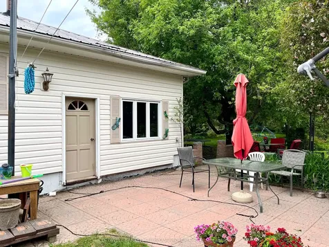 20 Bay Street Englehart ON P0J 1B0